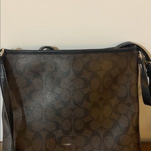 Crossbody bag